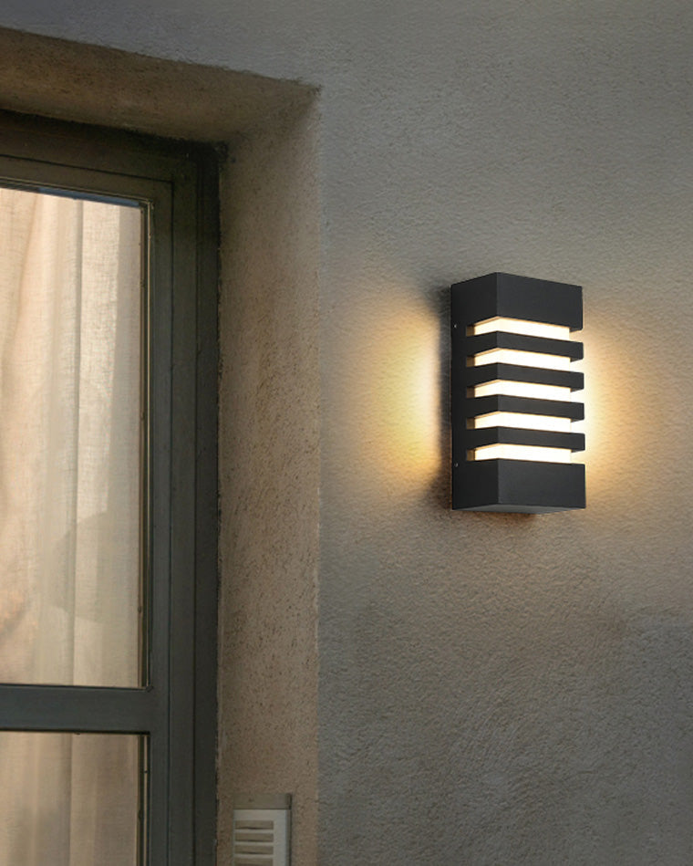 Außenwandleuchte mit Gitterdesign