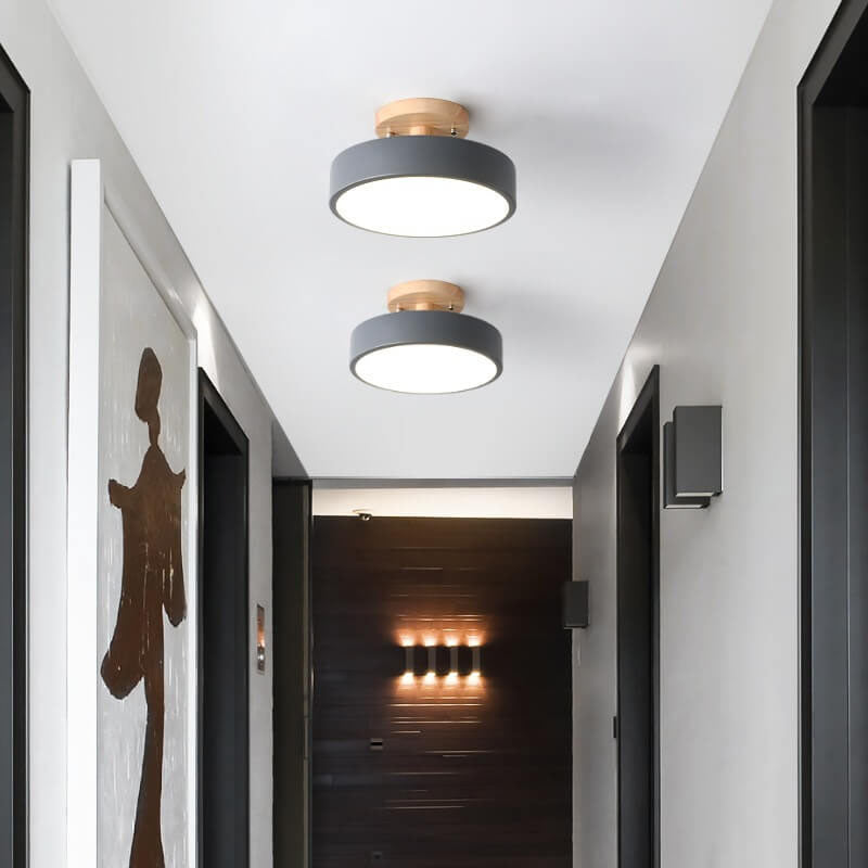 Skandi LED Deckenleuchte – Minimalistisches Design mit Holz-Sockel-Semi-Flush Mount Lighting-Lumensis-Small-Warmes Licht(3000K)-Lumensis