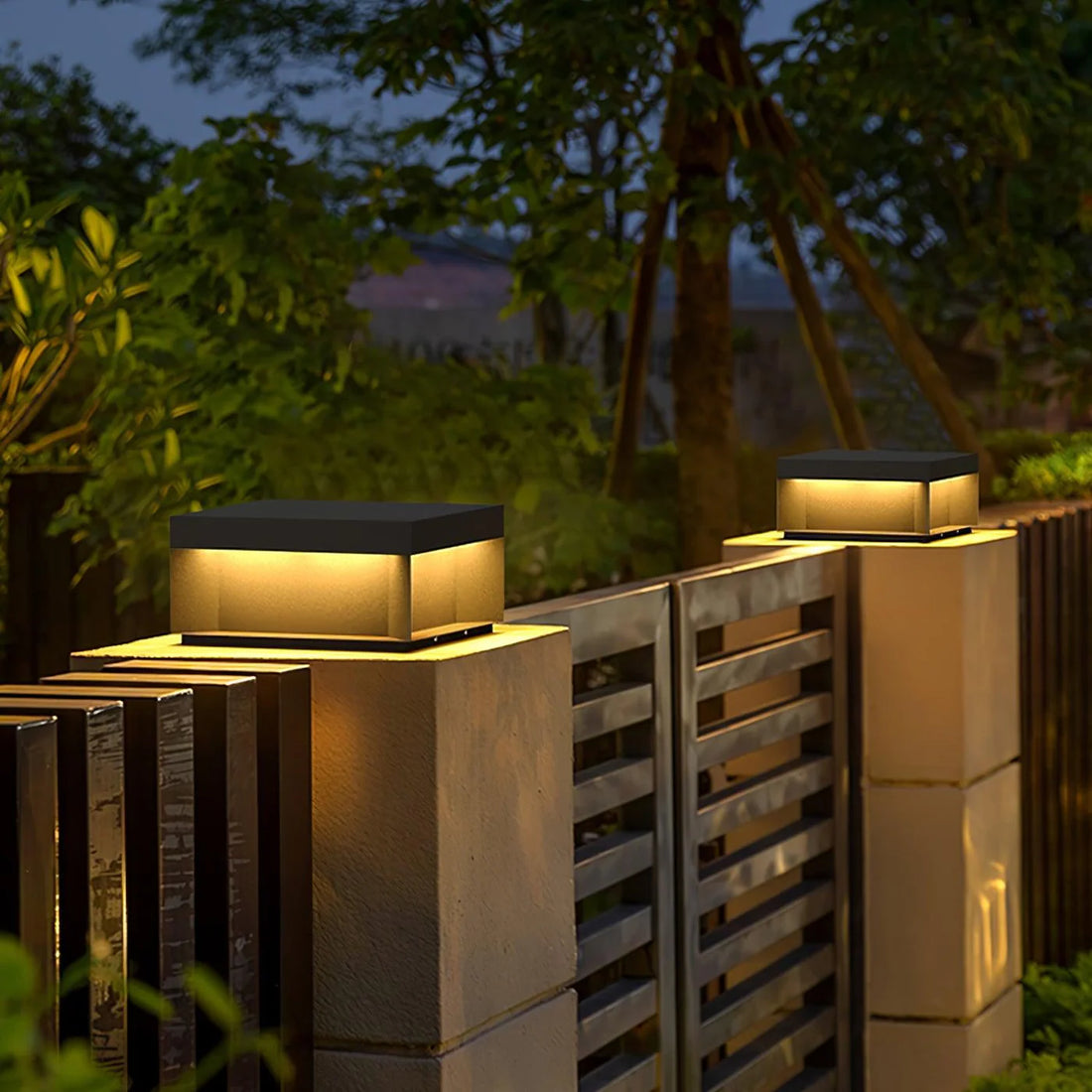 Solar LED Würfel Außenleuchte – Wetterfeste Gartenlampe IP65 mit Warmweißem Licht-Lighting > Outdoor Lighting > Outdoor Post Lights > Pillar Lights-Lumensis-25cm-Solar-Lumensis