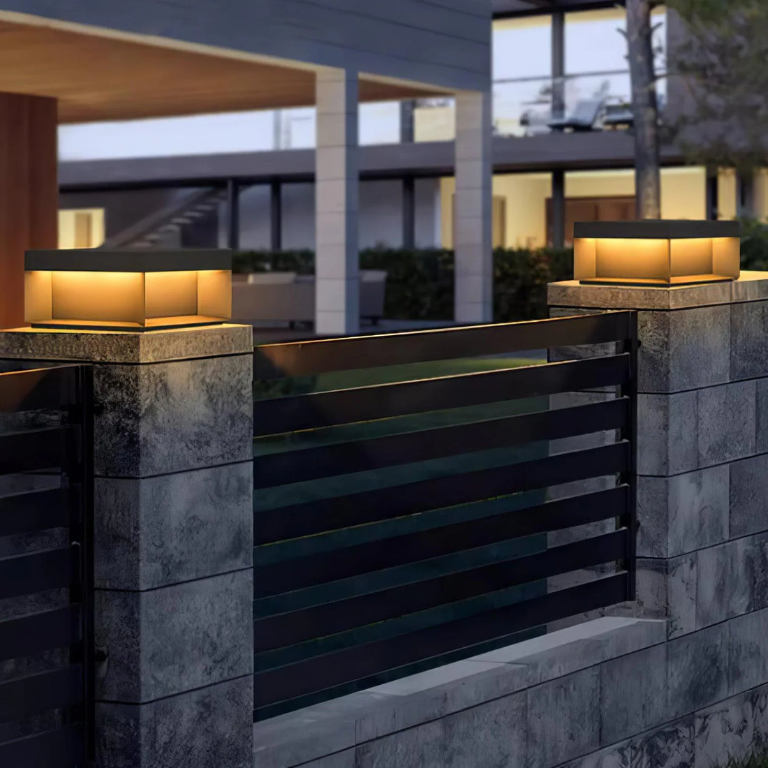 Solar LED Würfel Außenleuchte – Wetterfeste Gartenlampe IP65 mit Warmweißem Licht-Lighting > Outdoor Lighting > Outdoor Post Lights > Pillar Lights-Lumensis-25cm-Solar-Lumensis