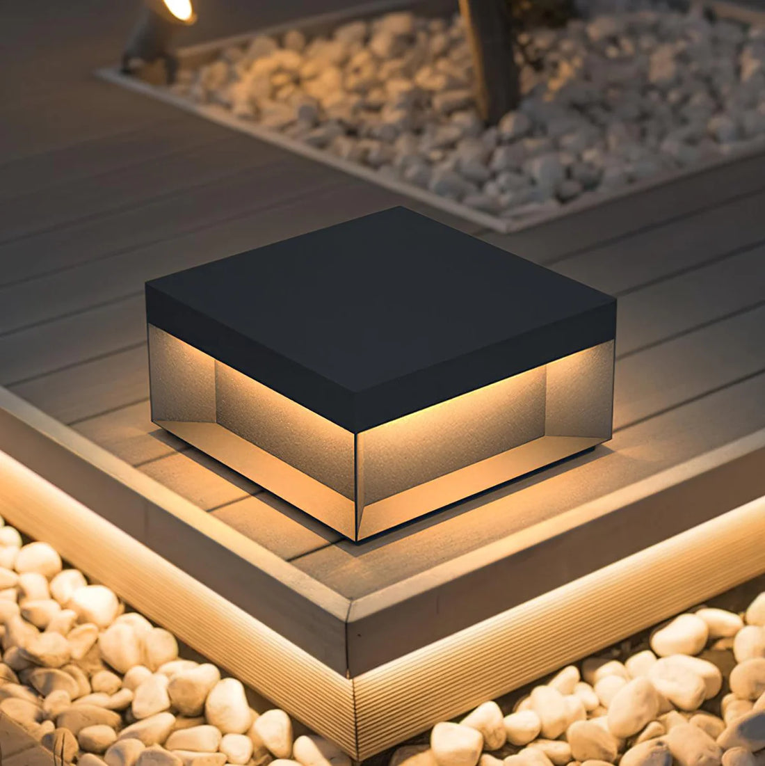 Solar LED Würfel Außenleuchte – Wetterfeste Gartenlampe IP65 mit Warmweißem Licht-Lighting > Outdoor Lighting > Outdoor Post Lights > Pillar Lights-Lumensis-25cm-Solar-Lumensis