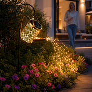 Solar Gießkanne mit Lichterregen – hängende Metall Gartenleuchte für Terrasse, Balkon & Geschenkidee
