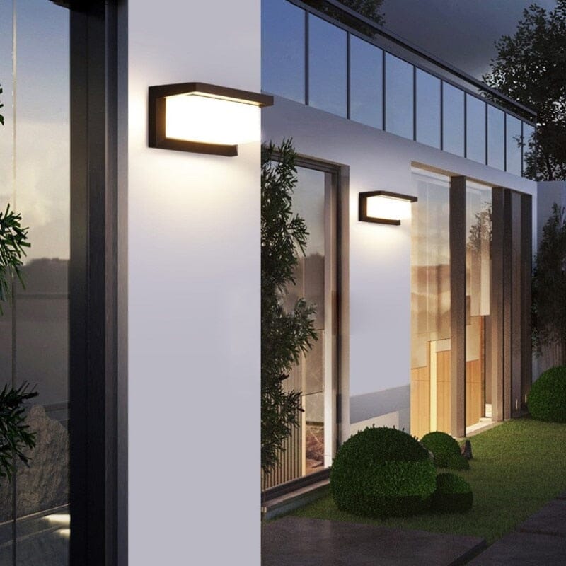 LED-Außenwandleuchte mit Sensor