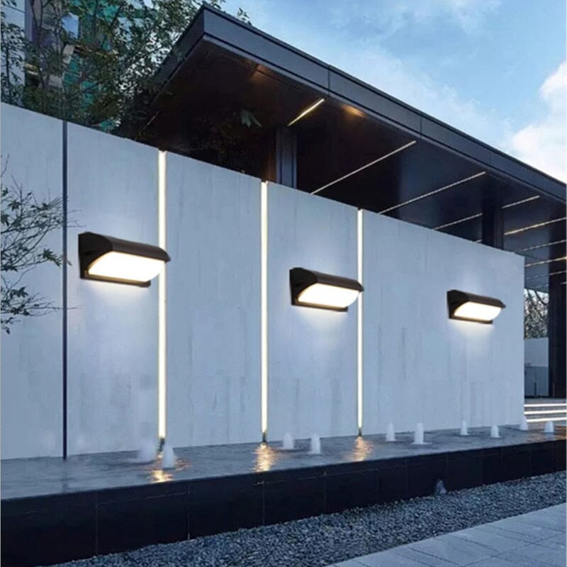 LED-Außenwandleuchte mit Sensor