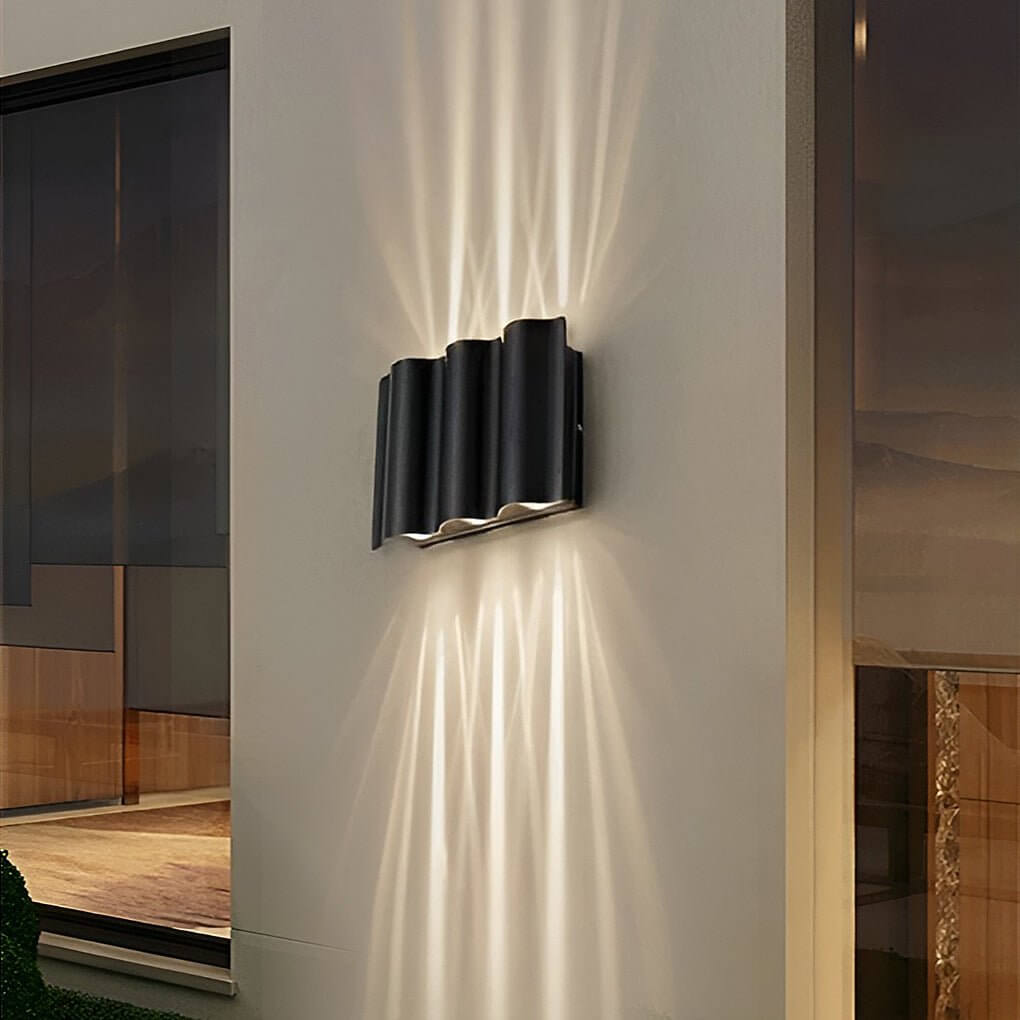 Wellen-Design LED Außenwandleuchte – Up & Down Strahler in Schwarz-Lighting > Outdoor Lighting > Outdoor Wall Lighting > Up & Down Wall Lights-Lumensis-2-flammig-Weiß-Lumensis