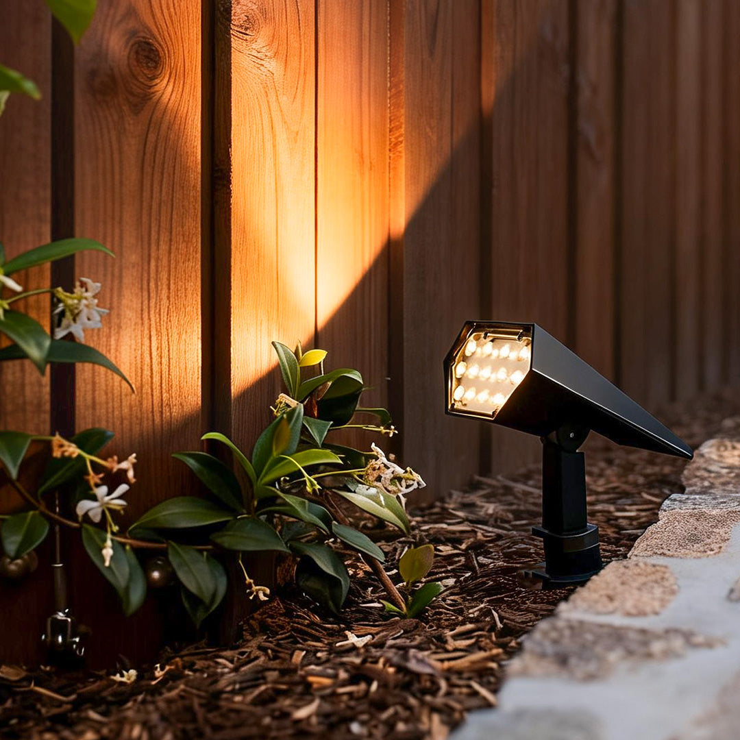 LED Solar-Gartenstrahler mit Erdspieß – Verstellbarer Outdoor-Spot-Lighting > Outdoor Lighting > Landscape Lighting > Spotlights-Lumensis-Warmweiß-2 Stück-Lumensis