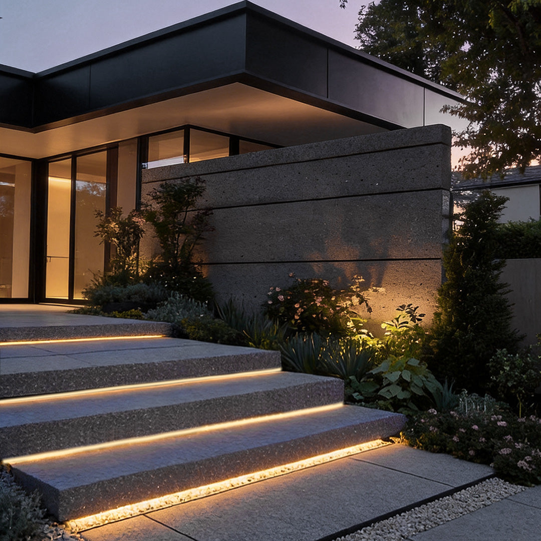 LED Treppenbeleuchtung Außen 24V – Flexibel & Wasserdicht (Zuschneidbar)-Lighting > Outdoor Lighting > Landscape Lighting > Step & Deck Lights-Lumensis-Flach-Warmweiß-Lumensis