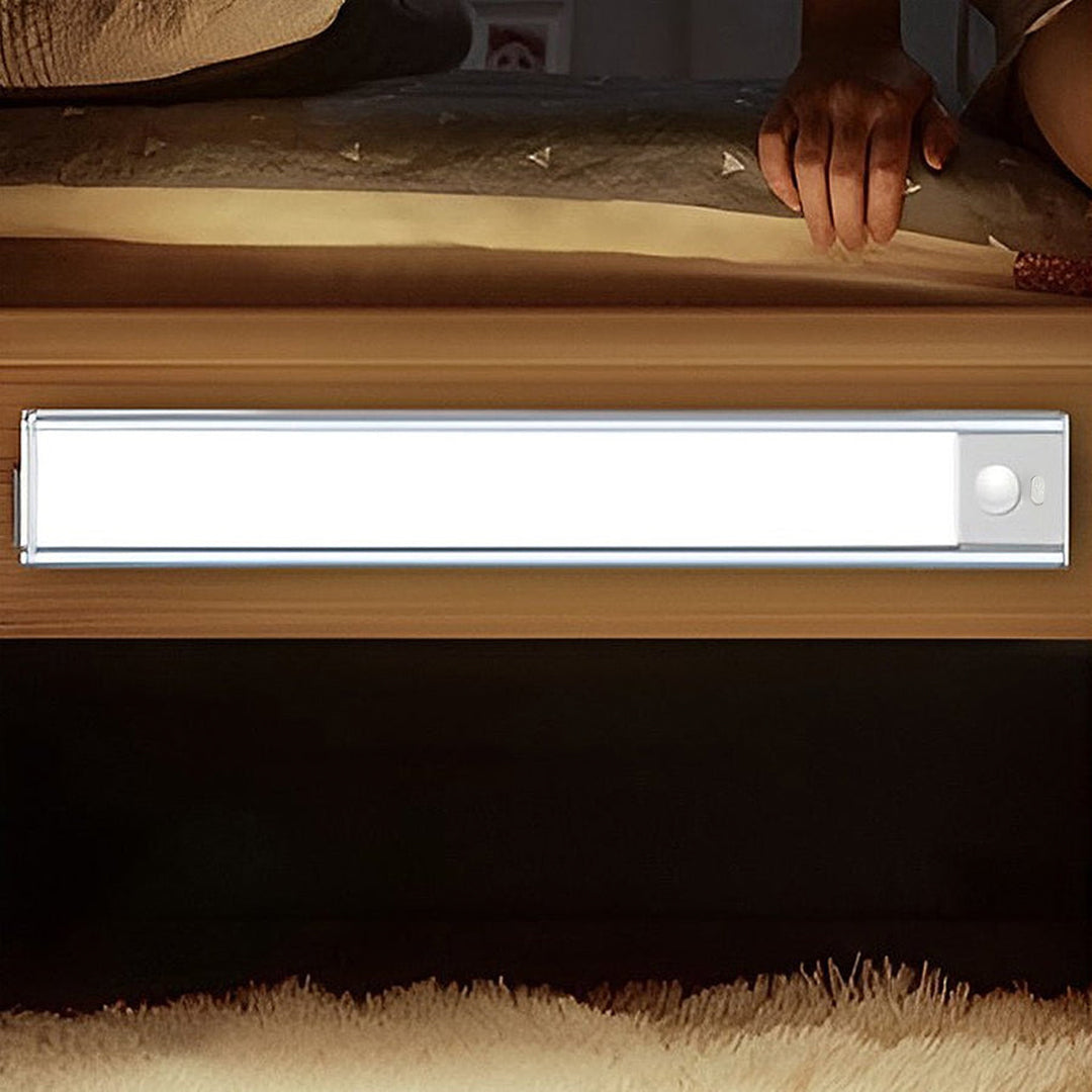 Kabellose LED Unterbaubeleuchtung – Mit Bewegungssensor & USB-Akku – Ultraflach-Lighting > Wall Lights > Undercabinet Lights-Lumensis-Silber-Weiß-Lumensis